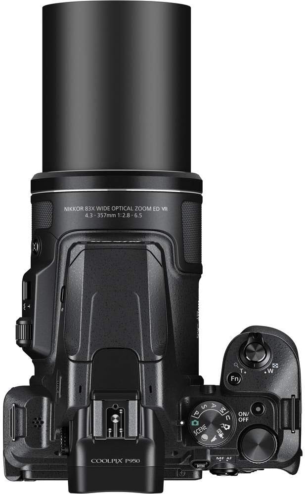 Câmera Digital Nikon Coolpix P950 4K Uhd com Tela 3.2