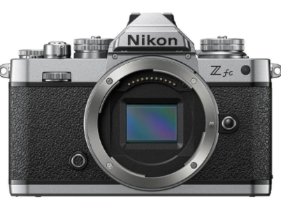 Câmera Digital Nikon Z FC 20.9MP 3.0